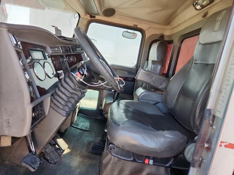 2012 Kenworth T370 Rollback Truck