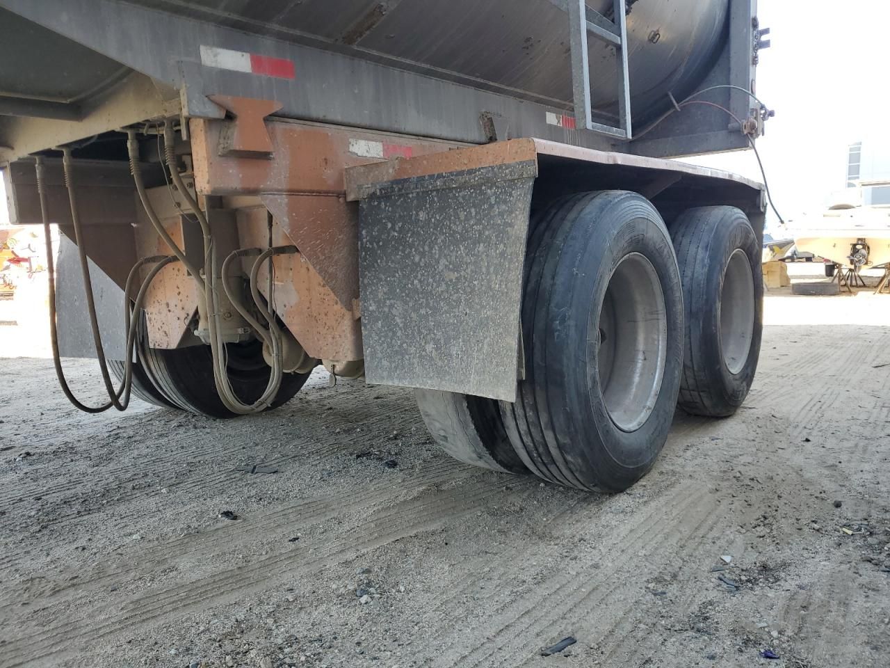 2006 Hanson End Dump Trailer