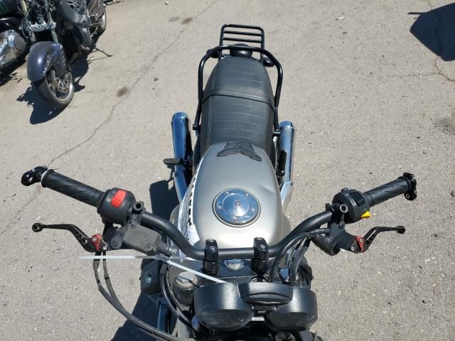 2016 Moto Guzzi V7 LL Stone