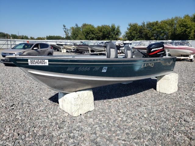 2004 Lund Boat