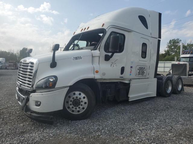 2016 Freigliner 2016 Freightliner Cascadia 125 Semi Truck