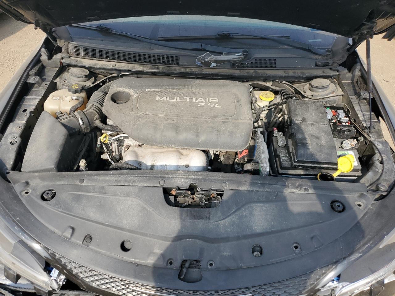 2015 Chrysler 200 s