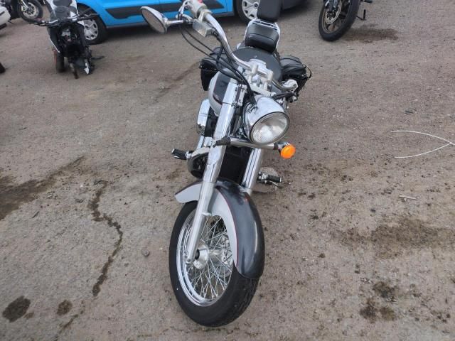2003 BMW 2003 Honda VT750 CDC