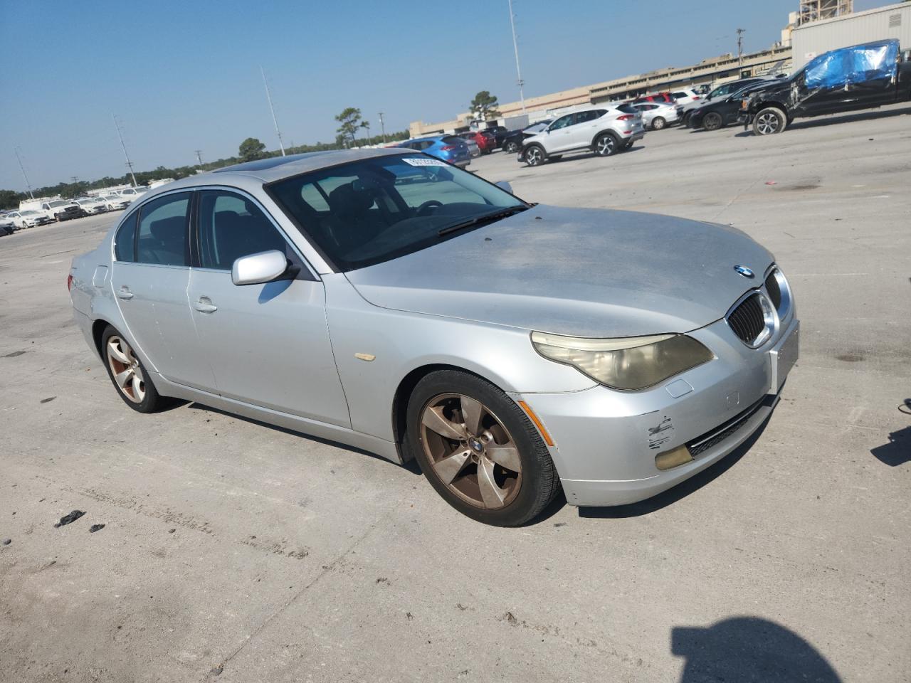 2008 BMW 528 i
