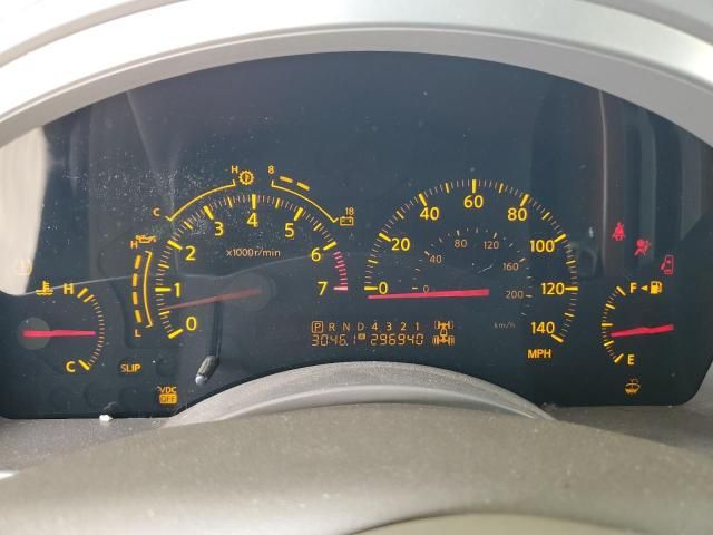 2004 Infiniti QX56
