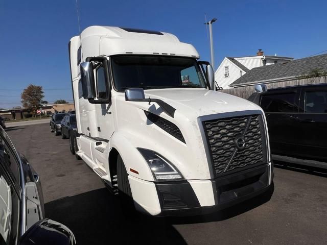 2021 Volvo 2021 Volv VN VNL-Trucks Semi Truck