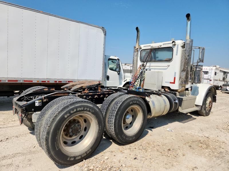 2012 Peterbilt Tractor 2012 Peterbilt 367 Semi Truck