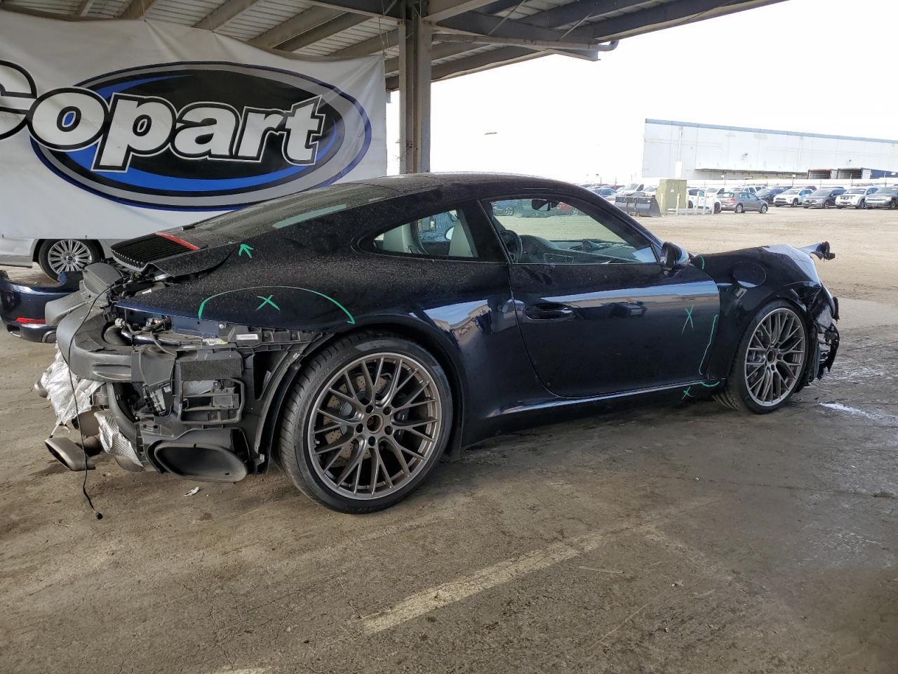 2017 Porsche 911 Carrera