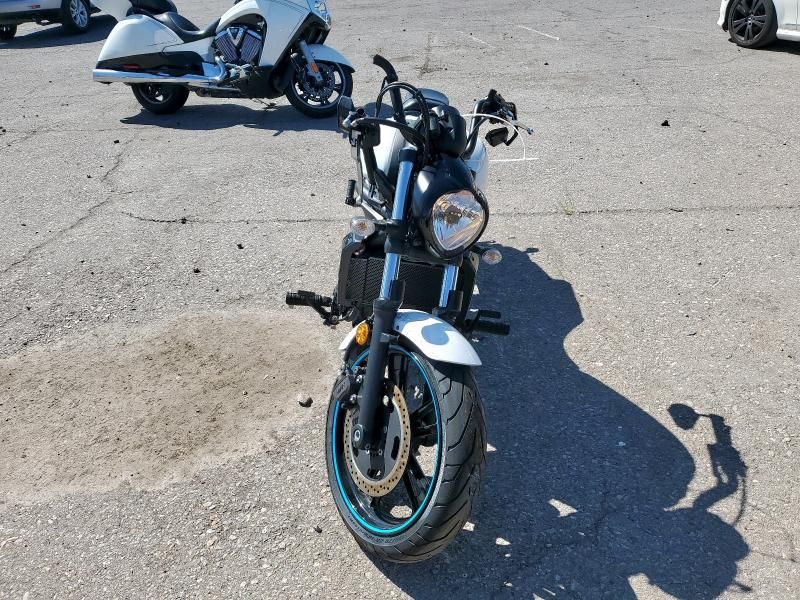 2021 Kawasaki EN650 C