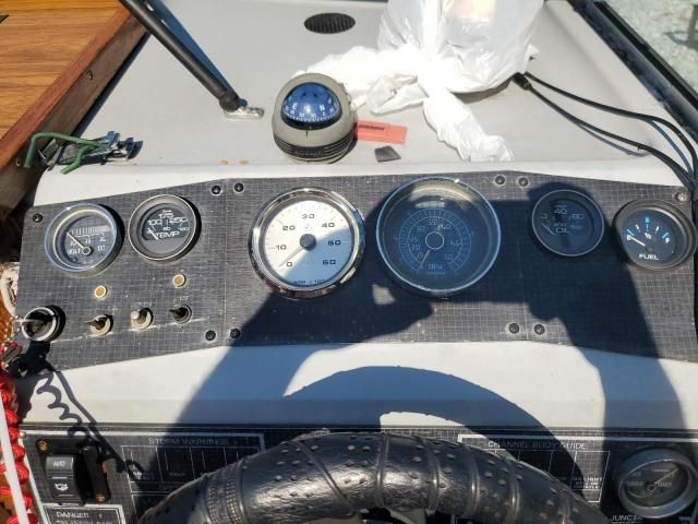 1987 Invader Boat
