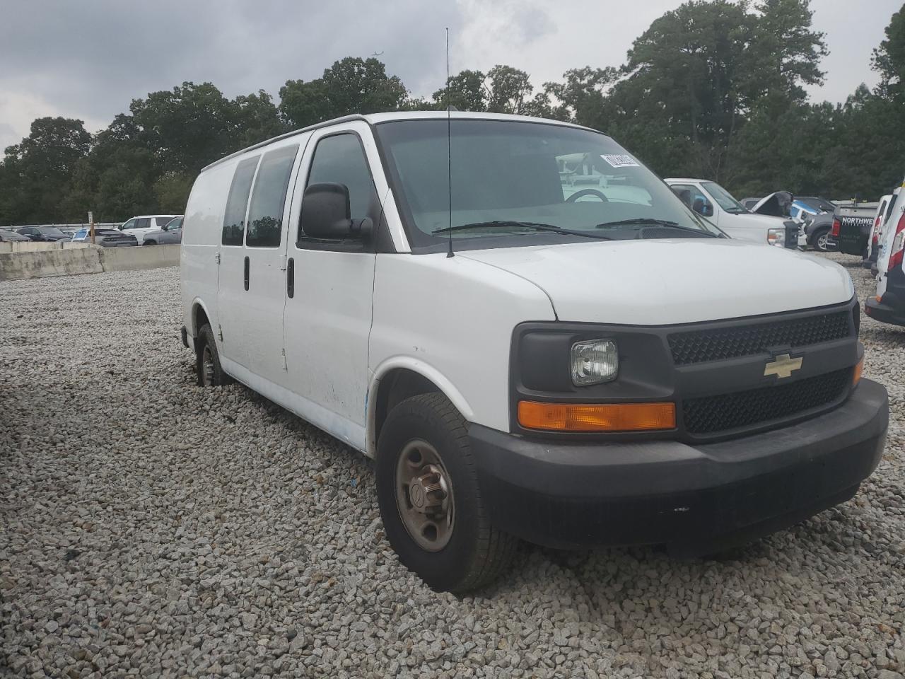 2013 Chev Express G2500