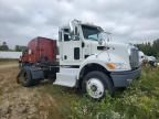 2016 Peterbilt Tractor 2016 Peterbilt 382 Semi Truck