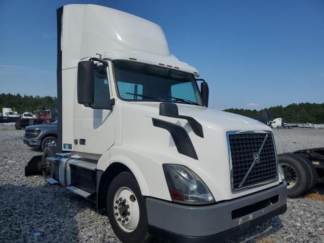 2017 Volvo VNL Semi Truck