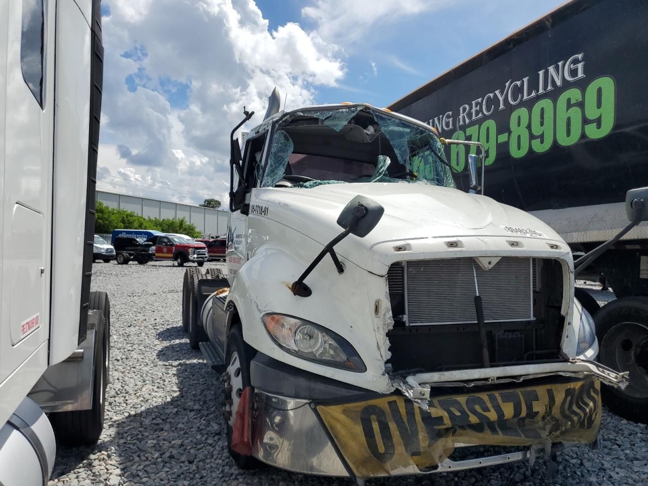 2016 International Prostar Semi Truck