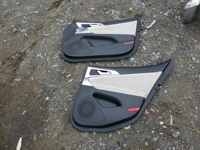 2022 Genesis G70 Base