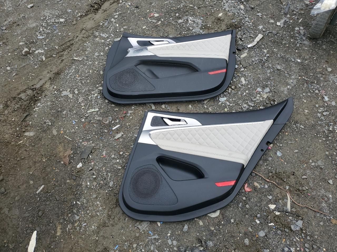 2022 Genesis G70 Base