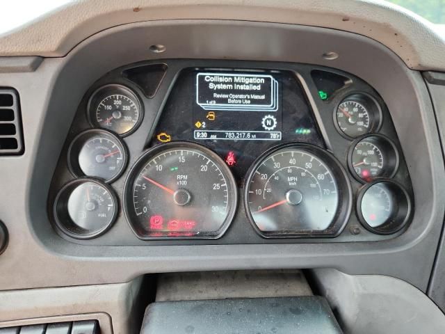 2017 Peterbilt Tractor 2017 Peterbilt 579 Semi Truck