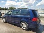 2013 Volkswagen Routan SE
