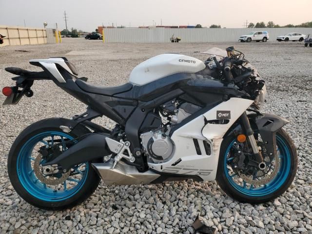 2025 Cf Moto 675SS