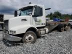 2002 Volvo VHD ROLL-OFF Container Truck
