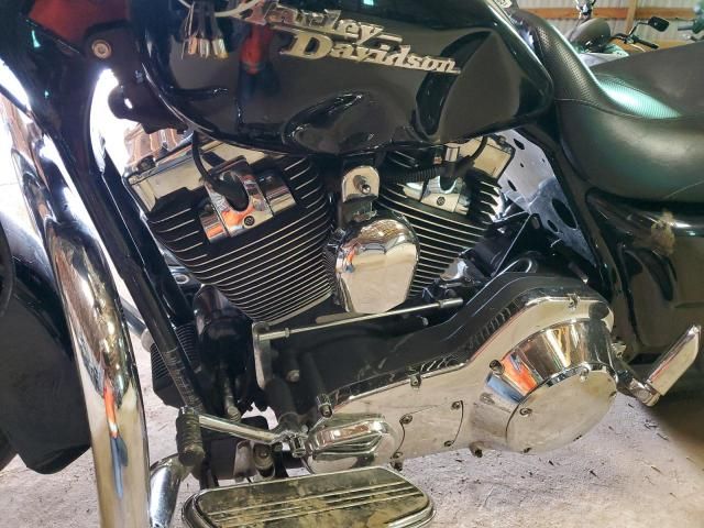 2006 Harley-Davidson Flhxi