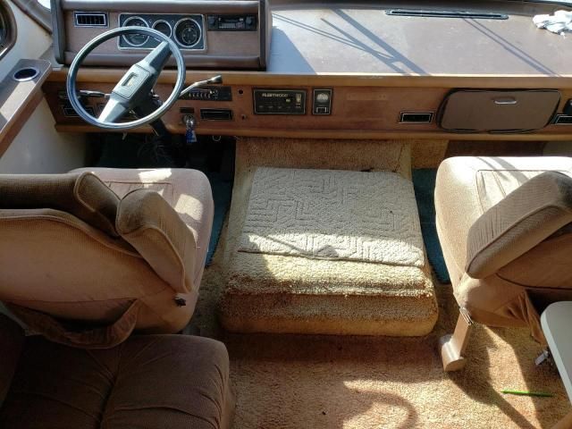 1986 Chevrolet P30-RV