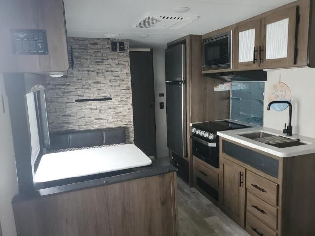 2021 Forest River Avenger 26BK