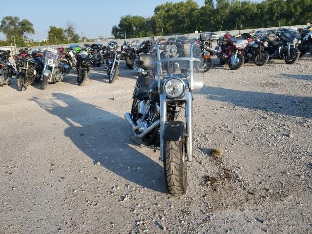2011 Harley-Davidson Flstf