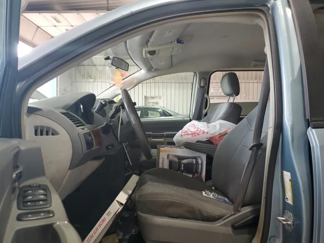 2008 Chrysler Town & Country LX