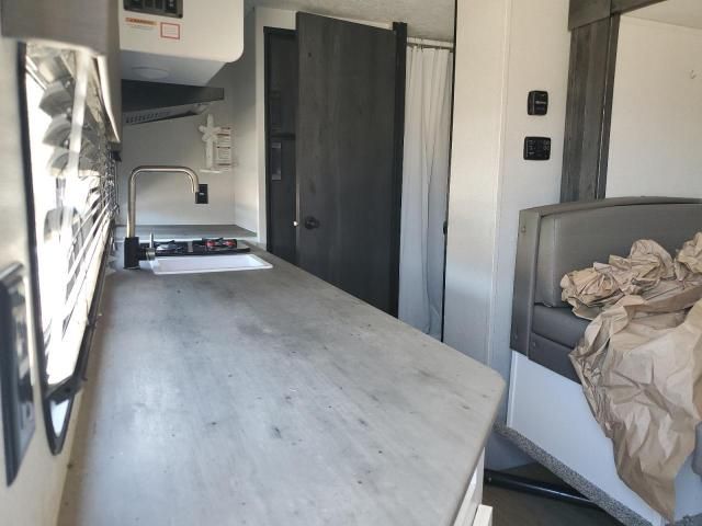 2021 Keystone Hideout-RVS SLIDE-IN Camper