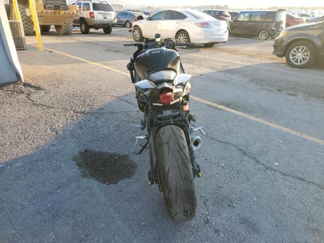 2025 Yamaha YZFR7