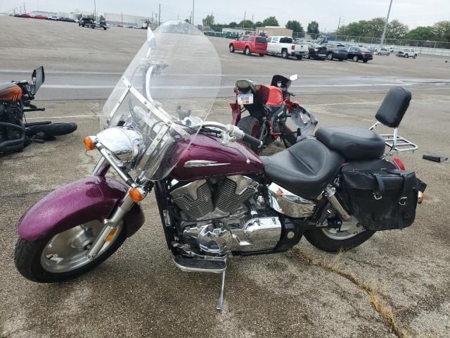 2005 Honda VTX1300 R