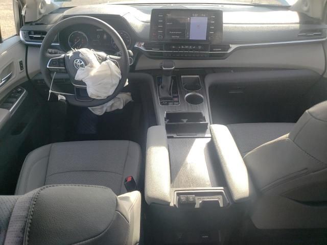 2024 Toyota Sienna Limited