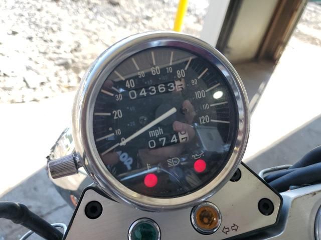 1998 Suzuki VZ800