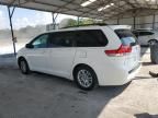 2014 Toyota Sienna XLE