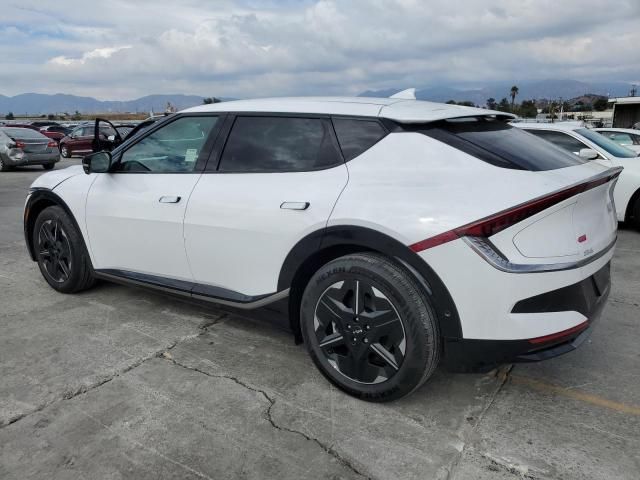 2025 KIA EV6 Light