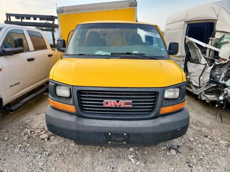 2015 GMC Savana Commercial CU