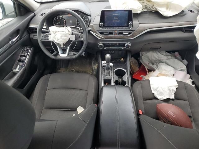 2023 Nissan Altima sv