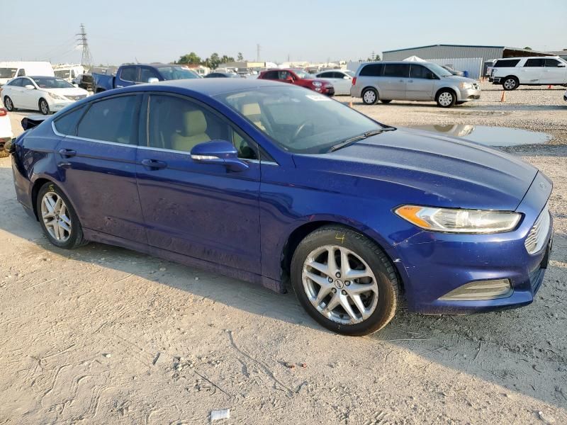2013 Ford Fusion SE