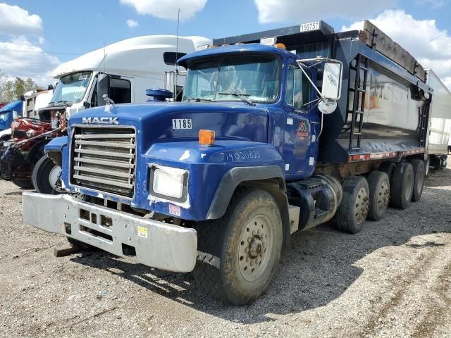 1997 Mack RD600 Dump Truck