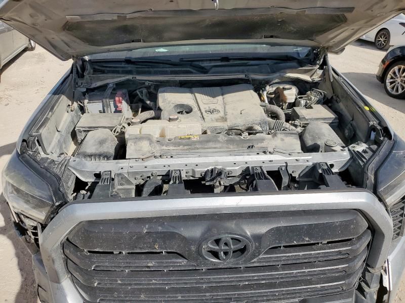 2022 Toyota Tundra Crewmax SR