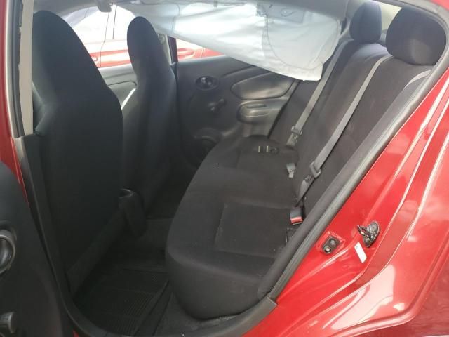 2013 Nissan Versa S