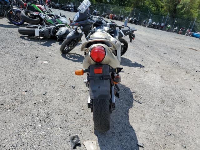 2001 Suzuki GSX750 F