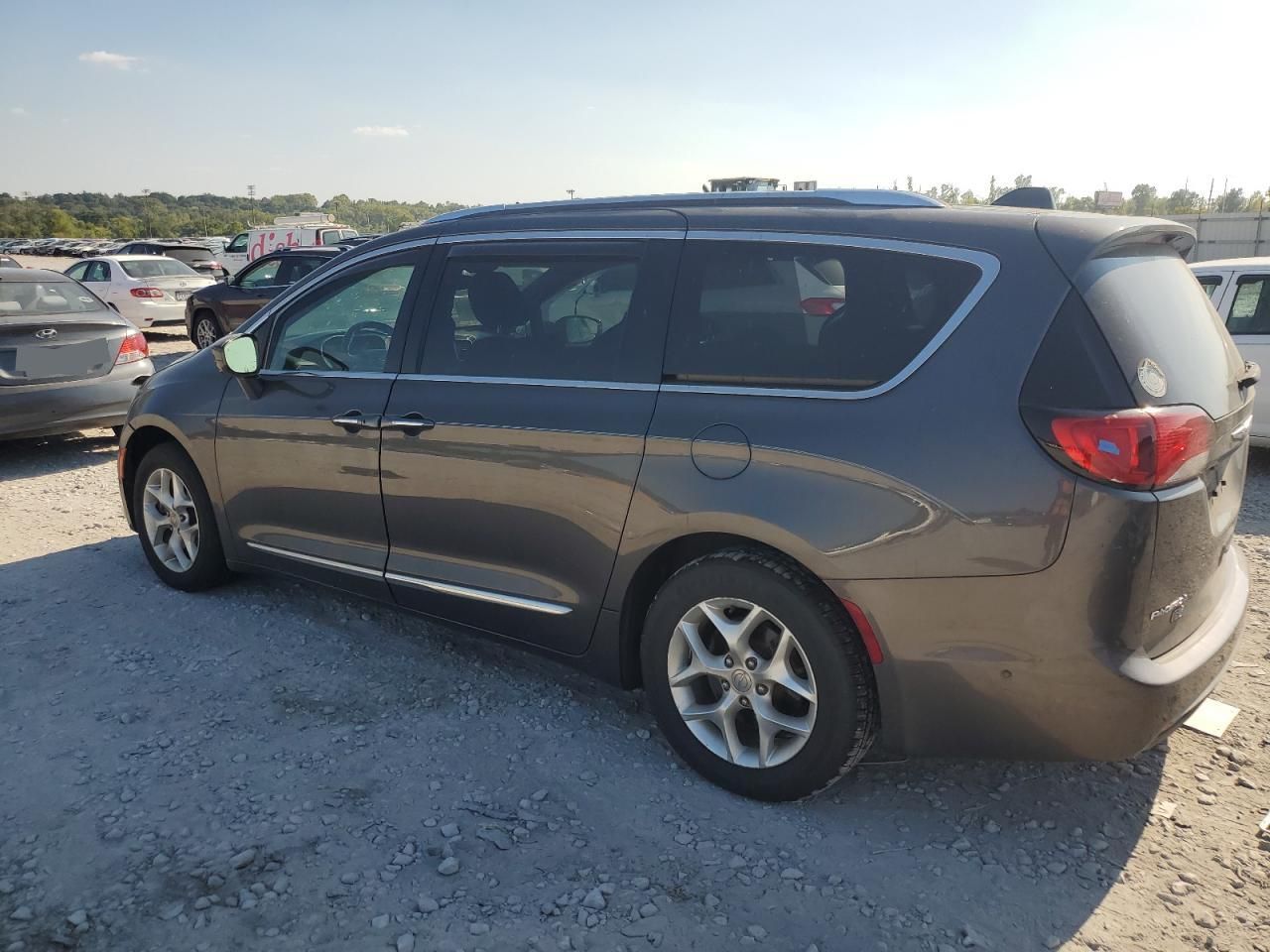 2020 Chrysler Pacifica Touring l Plus