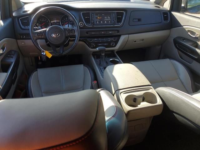 2020 KIA Sedona LX