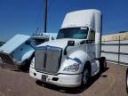 2015 Kenworth T680 Semi Truck