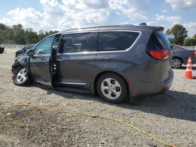 2018 Chrysler Pacifica Hybrid Touring L