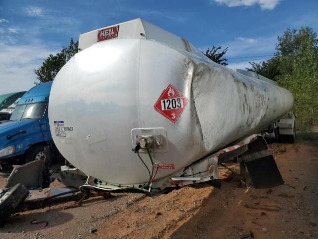 2017 Heil Tank Trailer