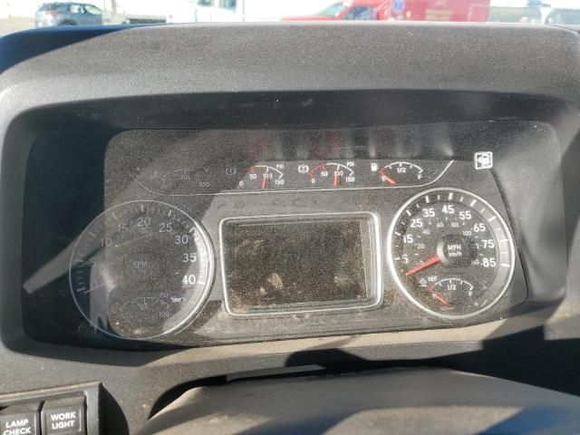2022 International MV607-Expeditor Truck