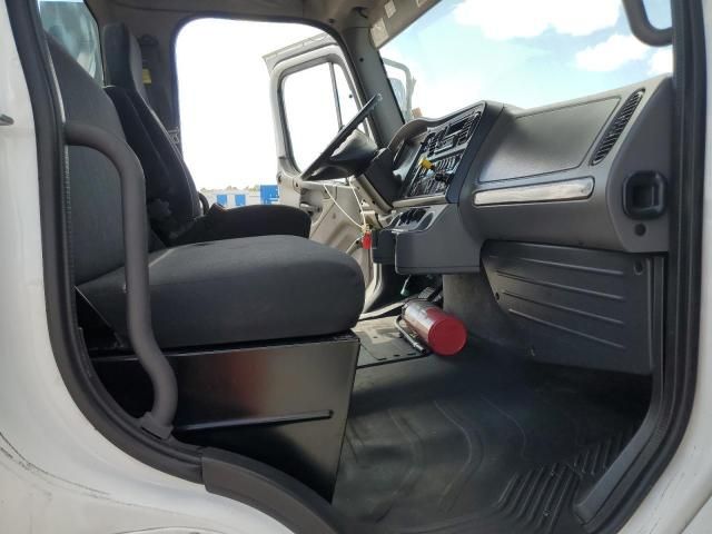 2017 Frht 2017 Freightliner M2 106 Medium Duty